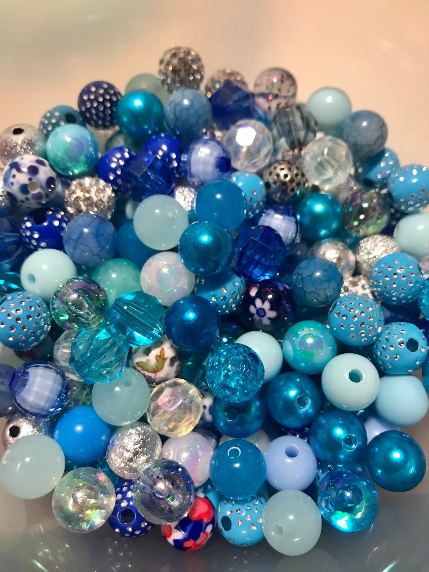 Blue Bubblegum beads, acrylic 12mm assorted mix Pale blues with silver theme mix styles