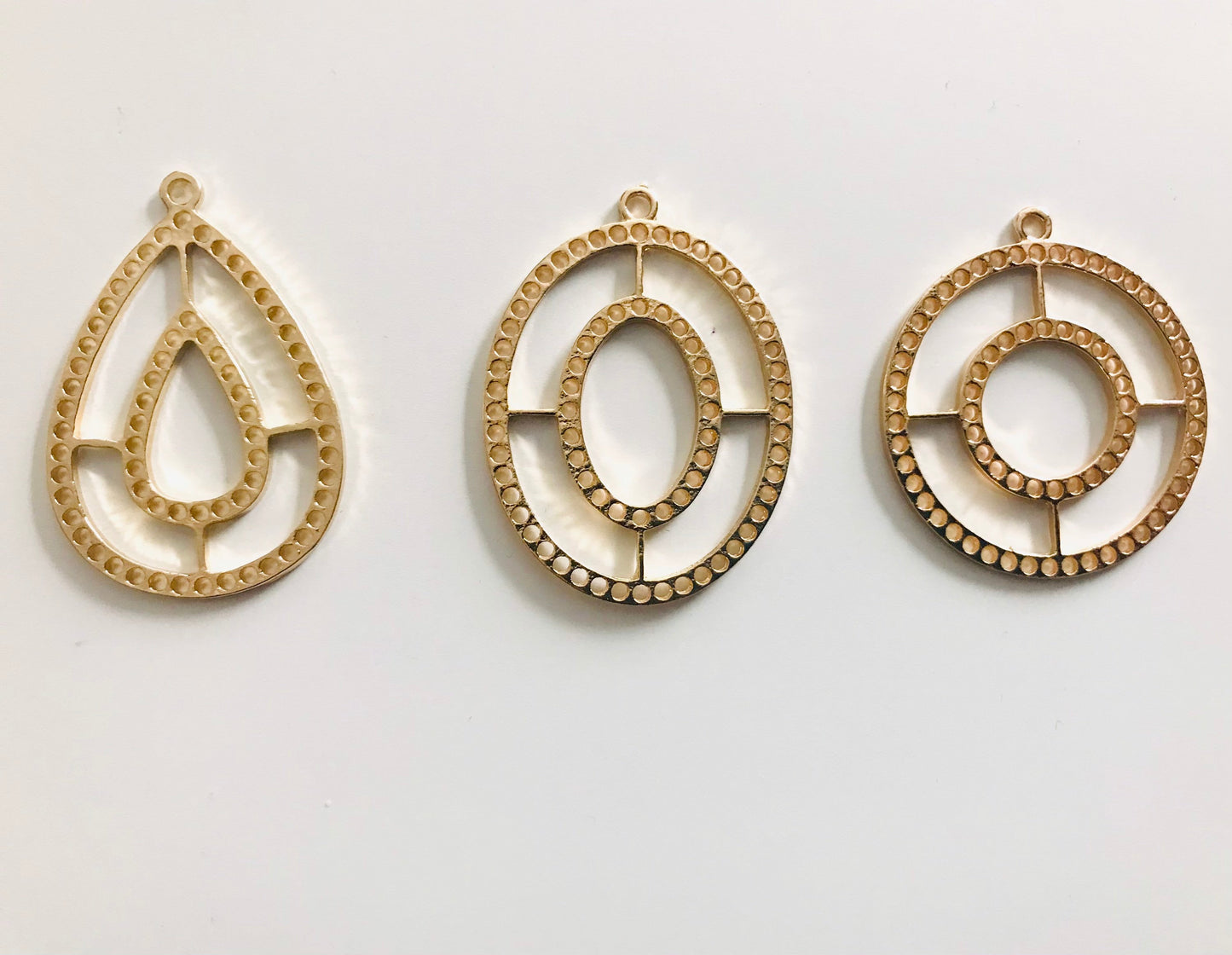 Chandelier jewelry findings, teardrop , oval or round Alloy Light weight for crafting