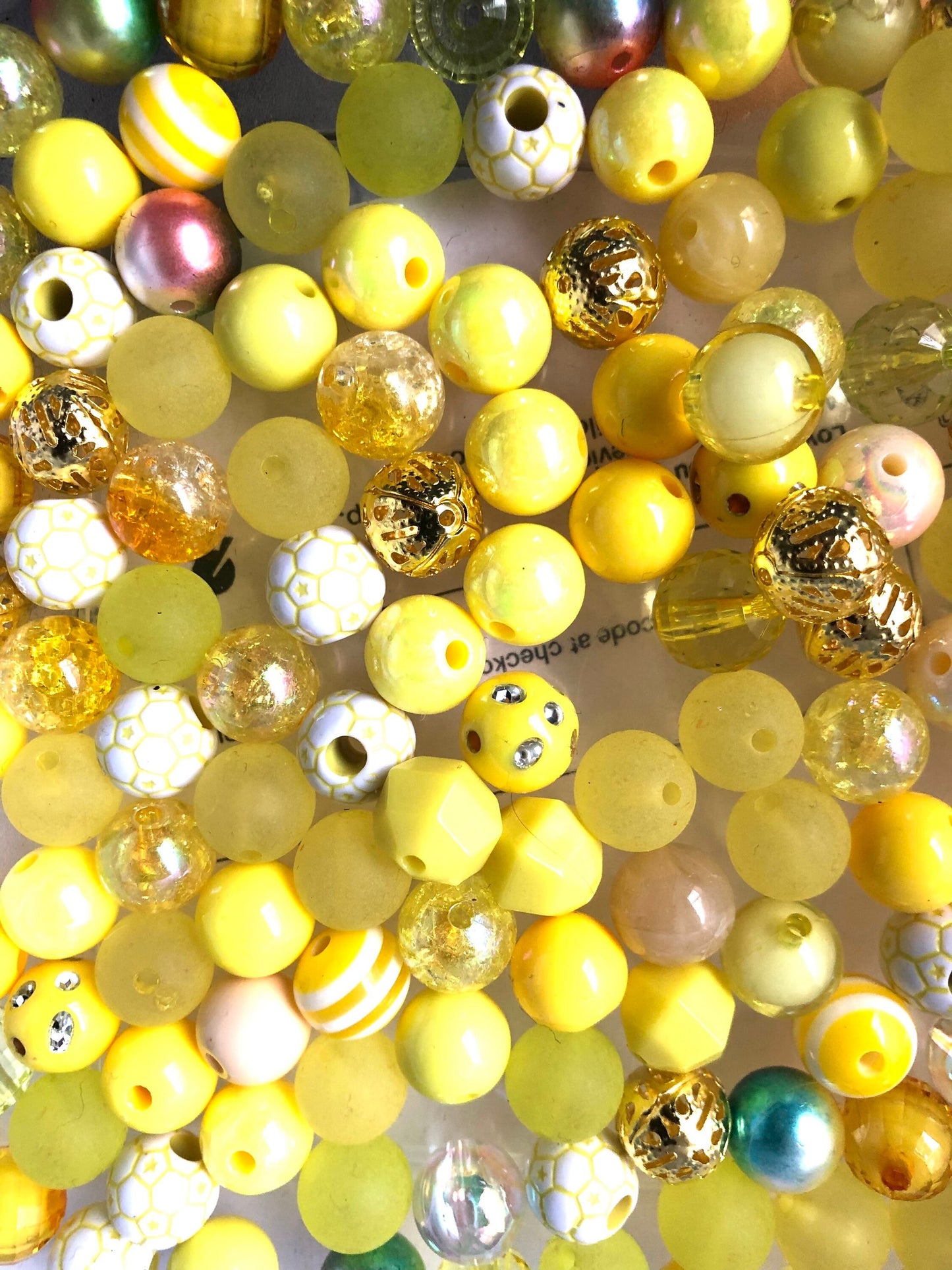 Yellow bubblegum beads, 12mm acrylic beads, assorted mix bead soup Yellows and golds theme mix styles