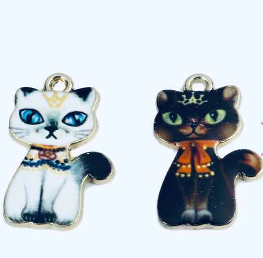 Cat charm, enamel cat with scarf, black cat with scarf and green eyes or white cat with blue eyes and fancy collar