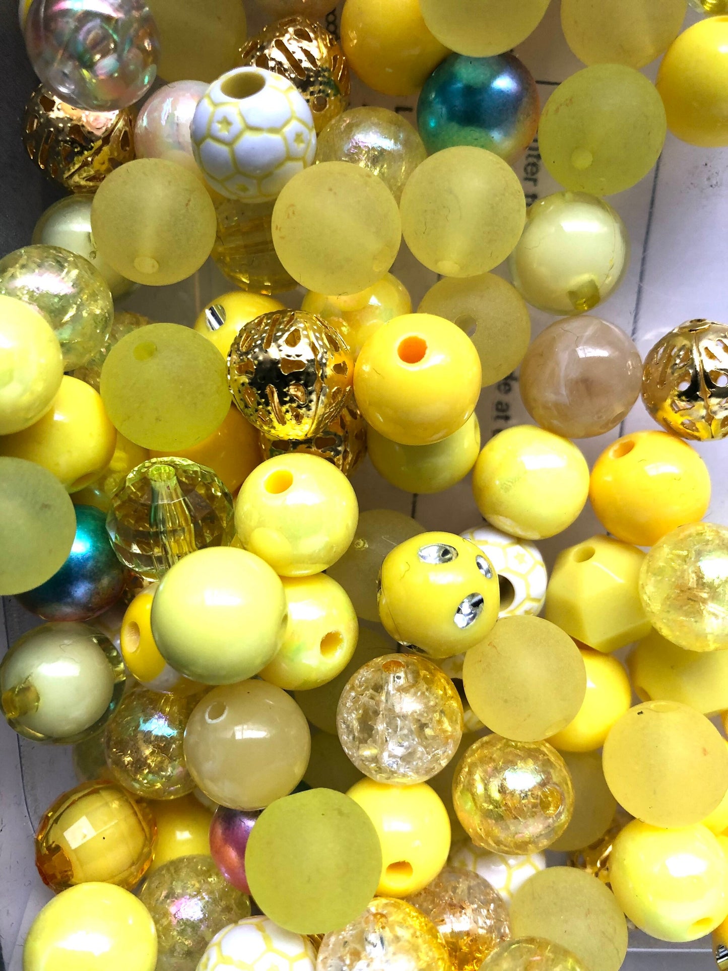 Yellow bubblegum beads,  12mm acrylic beads, assorted mix bead soup Yellows and golds theme mix styles